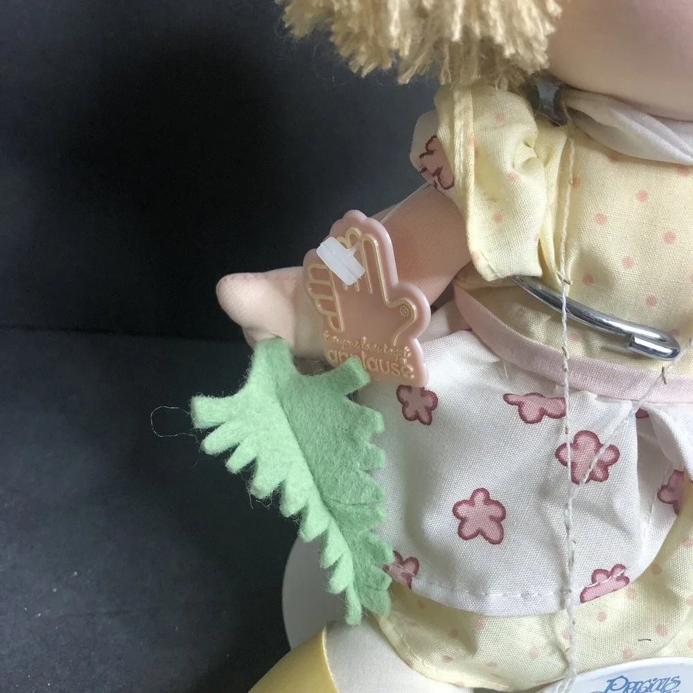 Vtg Precious Moments Songs of Love KERI DOLL with Tree Tags & Stand APPLAUSE
